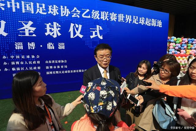 浓眉35分詹姆斯21+8 湖人22分大逆转战胜太阳