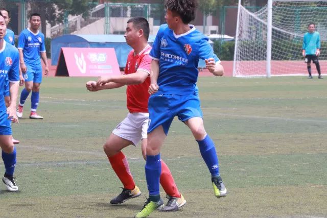 翟晓川13+10首钢6人上双轻取上海 王哲林20+14