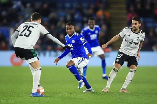 首钢全员通过体测 朱彦西和田宇翔因伤未参加